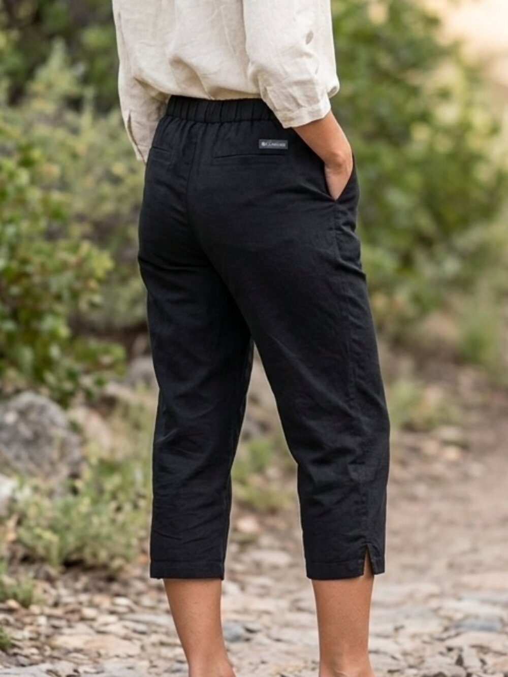 Columbia Black Cropped Pull On Hiking Activewear Capri Pants Sz M